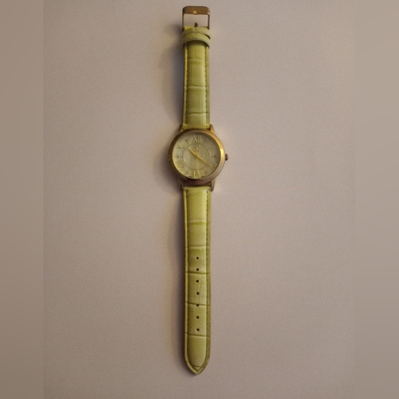 None Accessories - Fashion Watch Mother of Pearl Face Gold Tone Case Faux Band